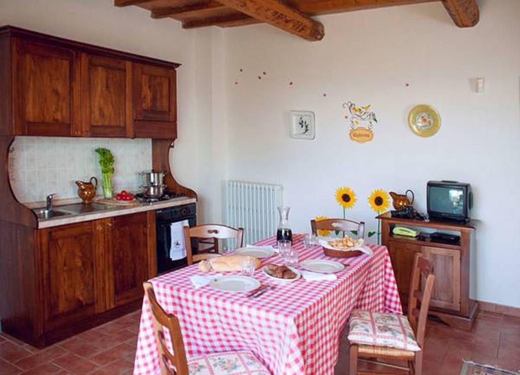 Il Poggio Delle Ginestre Guest House Torgiano Exterior photo
